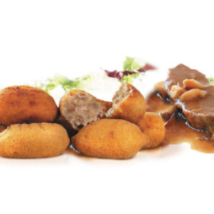 Croquetas de carrilleras al vino tinto